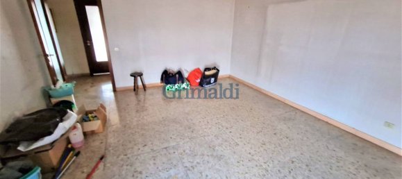 3 Schlafzimmer Wohnung in Vigevano, Italy, Nr. 335072 25