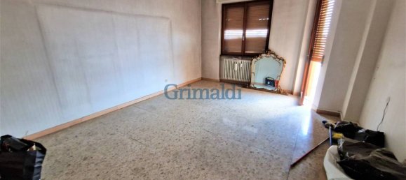 3 Schlafzimmer Wohnung in Vigevano, Italy, Nr. 335072 23