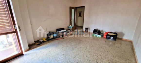 3 Schlafzimmer Wohnung in Vigevano, Italy, Nr. 335072 15