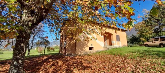 3-salle Villa à Vico nel Lazio, Italy No. 16421 24