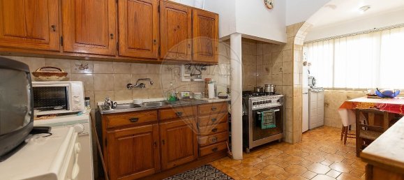 3 bedrooms House in Lisbon, Portugal No. 170022 19