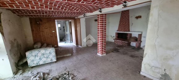 Casa de 15 divisões em Gassino Torinese, Italy N.º 136170 37