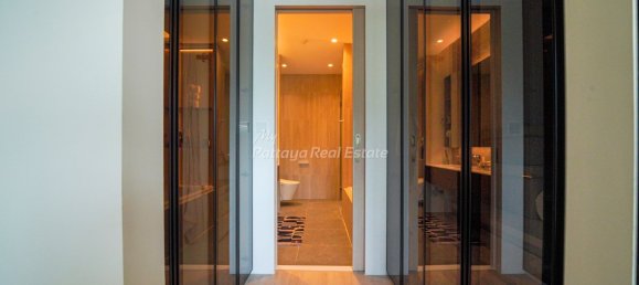 2 bedrooms Condo in Pattaya, Thailand No. 70080 12