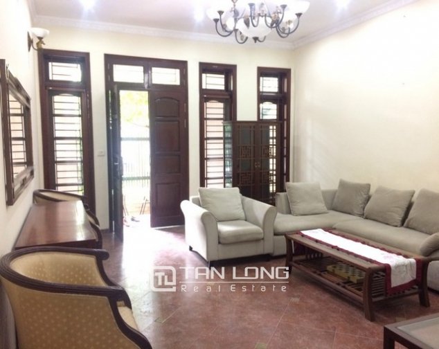 5 غرف نوم فيلا في Tay Ho, Vietnam رقم 1313