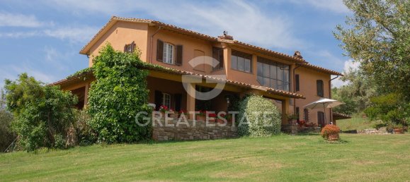 4 bedrooms House in Magione, Italy No. 288066 12