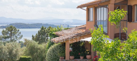 4 bedrooms House in Magione, Italy No. 288066 16