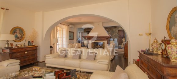 4 bedrooms House in Magione, Italy No. 288066 25