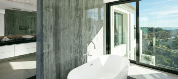 Villa de 5 dormitorios en Benahavís, Spain No. 31771 10