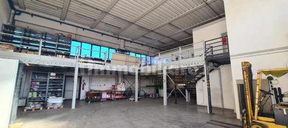 Склад с 5 комнатами в Риезе Пио X, Италия № 75716 8