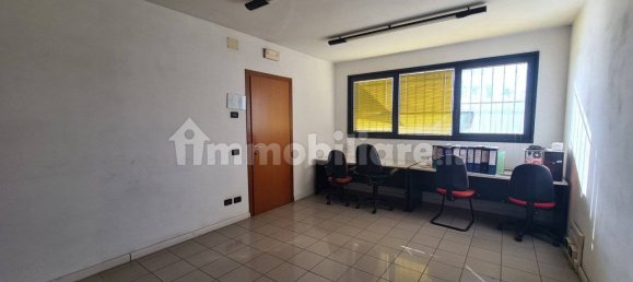 Склад с 5 комнатами в Риезе Пио X, Италия № 75716 16