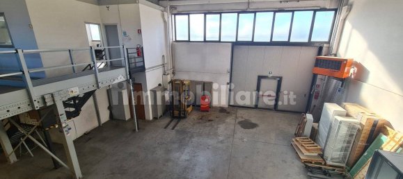 Склад с 5 комнатами в Риезе Пио X, Италия № 75716 27