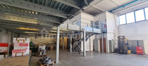 Склад с 5 комнатами в Риезе Пио X, Италия № 75716 13