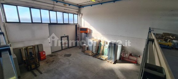 Склад с 5 комнатами в Риезе Пио X, Италия № 75716 25