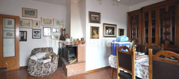 3 bedrooms Apartment in Montepulciano, Italy No. 60941 2