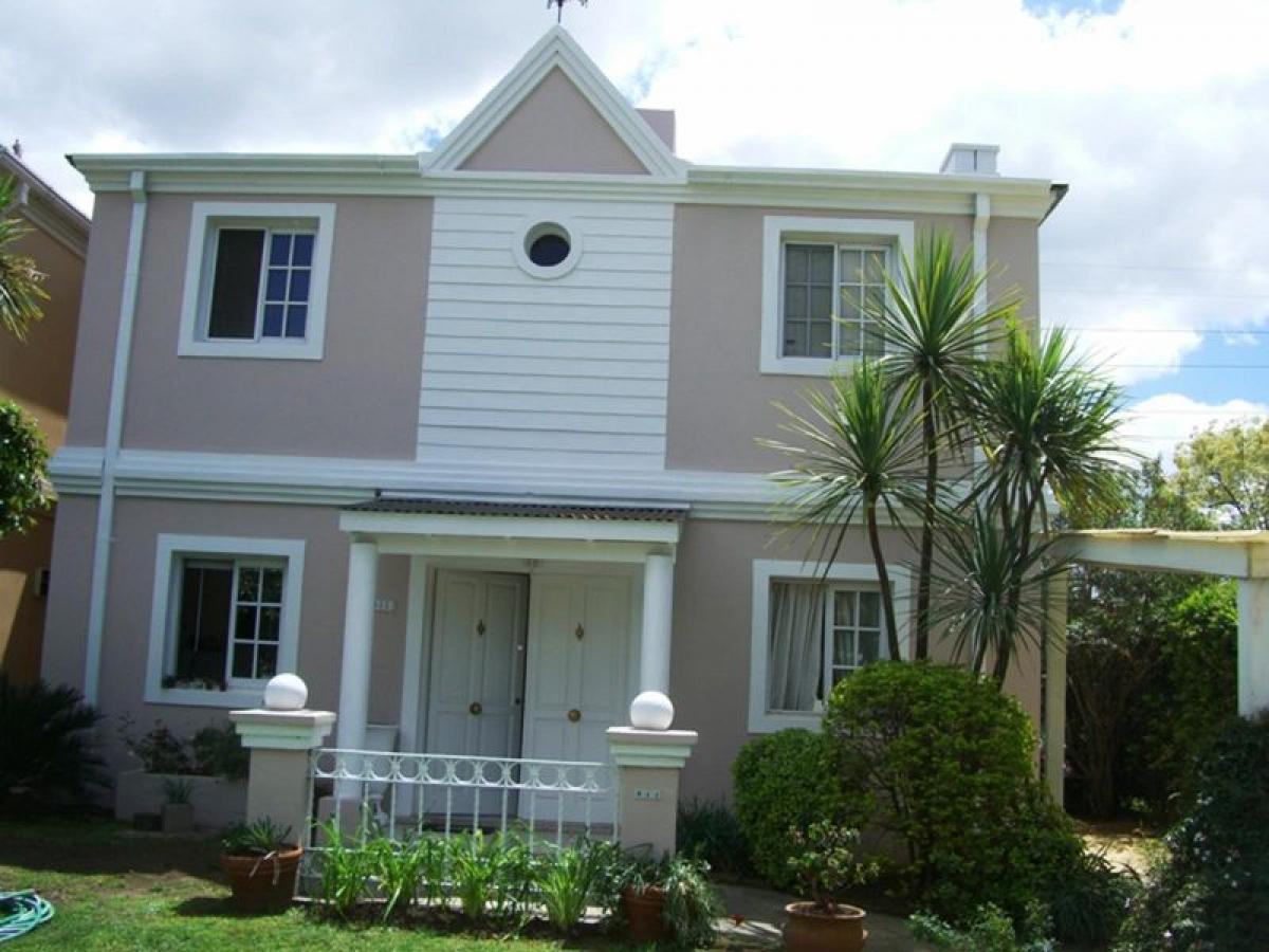 3 bedrooms House in Escobar, Argentina No. 75645