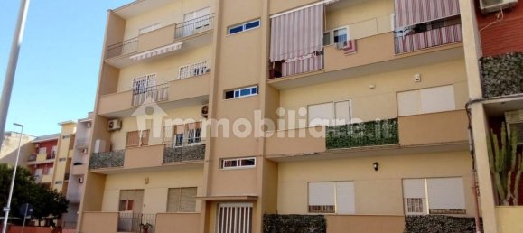 4 rooms Apartment in Bari, Italy No. 317330 7