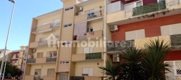 4 rooms Apartment in Bari, Italy No. 317330 5