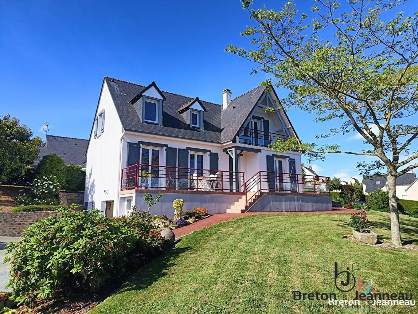 4 bedrooms House in Crennes-sur-Fraubee, France No. 357792