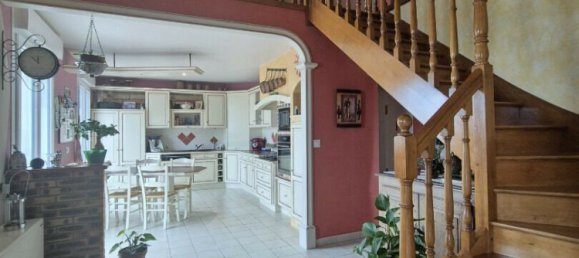 4 bedrooms House in Crennes-sur-Fraubee, France No. 357792 4