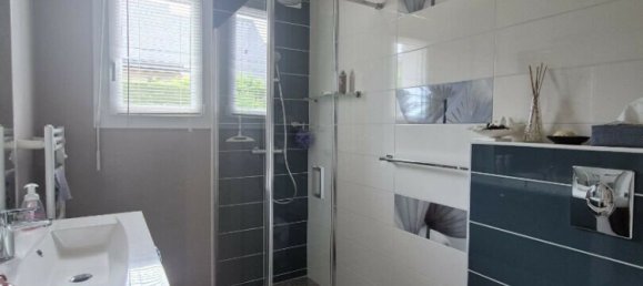 4 bedrooms House in Crennes-sur-Fraubee, France No. 357792 8