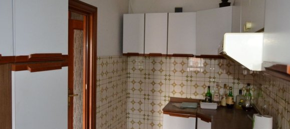 7 rooms Apartment in Città di Castello, Italy No. 7957 6
