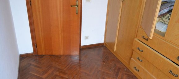 7 rooms Apartment in Città di Castello, Italy No. 7957 2
