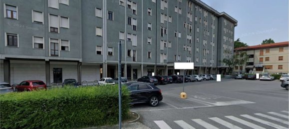 3-salle Appartement à Brescia, Italy No. 335566 9