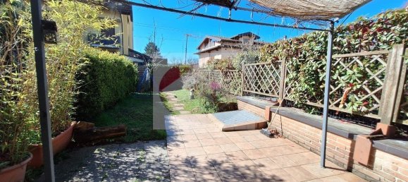 2 Schlafzimmer Wohnung in Olgiate Comasco, Italy, Nr. 230435 2