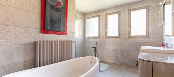 Casa de 4 dormitorios en Darois, France No. 200928 13