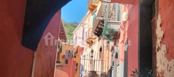 3 bedrooms House in Messina, Italy No. 82555 6