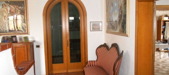 8 bedrooms House in Chiusi, Italy No. 319558 10