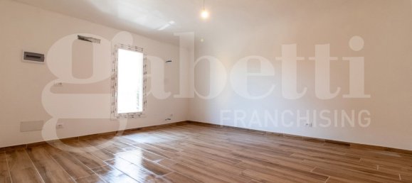 2 bedrooms Apartment in Bologna, Italy No. 344774 2