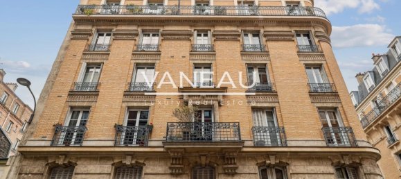 1 bedroom Apartment in Paris, France No. 163205 14