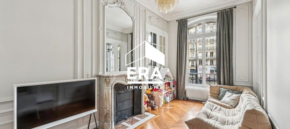 4 bedrooms Apartment in Paris, France No. 182908 9