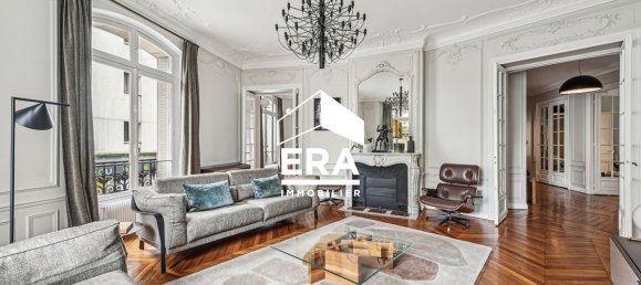 4 bedrooms Apartment in Paris, France No. 182908 16