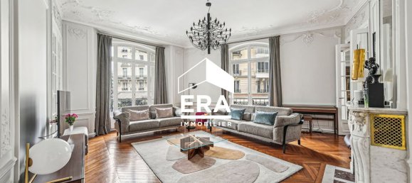 4 bedrooms Apartment in Paris, France No. 182908 14