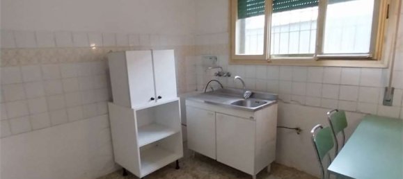 6 rooms House in Ravenna, Italy No. 100531 19