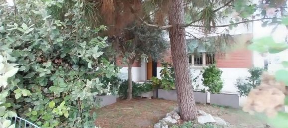 6 rooms House in Ravenna, Italy No. 100531 16