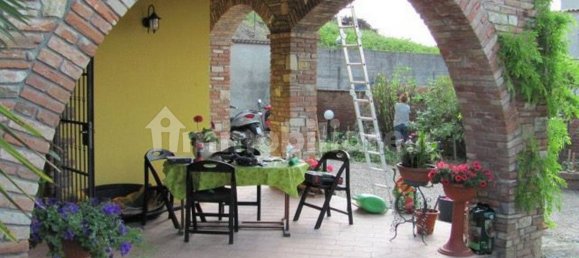 3 Schlafzimmer Villa in Golferenzo, Italy, Nr. 96469 18