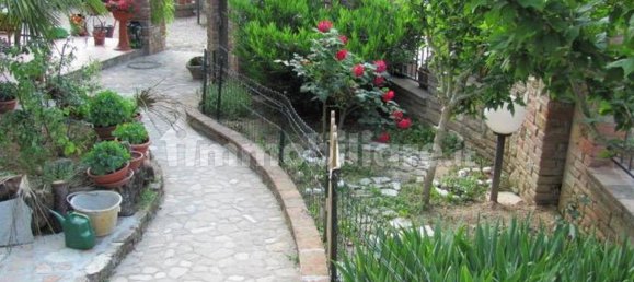 3 Schlafzimmer Villa in Golferenzo, Italy, Nr. 96469 12