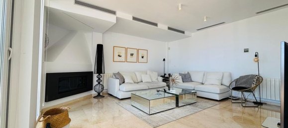 4 bedrooms Villa in Altea, Spain No. 189230 4