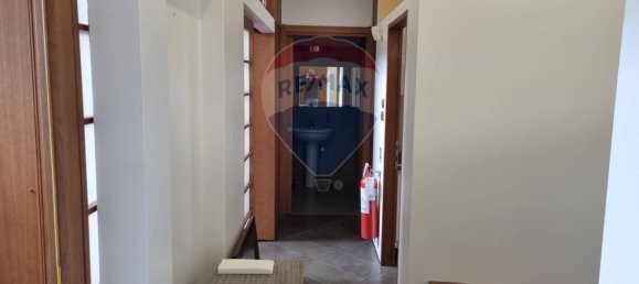 1 room Commercial property in Bergamo, Italy No. 295042 11