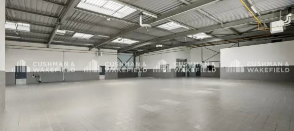 Lagerhaus in Rhone, France 1909m², Nr. 341300 6