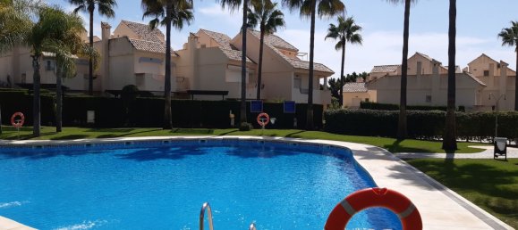3 bedrooms Townhouse in Marbella, Spain No. 133533 2