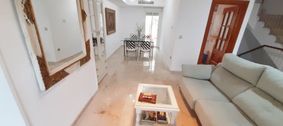 3 bedrooms Townhouse in Marbella, Spain No. 133533 12