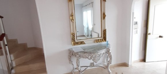 3 bedrooms Townhouse in Marbella, Spain No. 133533 11