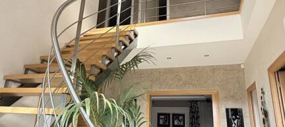 Дом с 6 спальнями в Руасси-ан-Бри, Франция № 356801 2