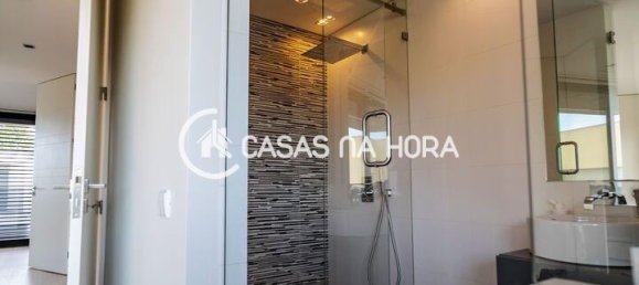 3 Schlafzimmer Haus in Madalena, Portugal, Nr. 16939 11