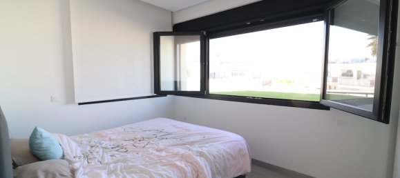 3 غرف نوم فيلا في Cabo Roig, Spain رقم 290592 10