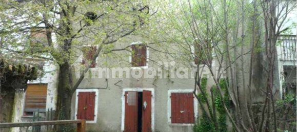 2 bedrooms House in Follina, Italy No. 270565 2